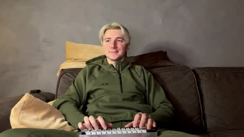 Elvin Vaenight online show from 19, 11, 2025