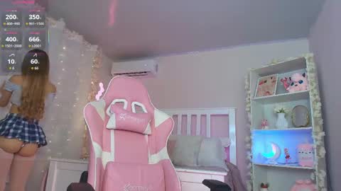 Snapshot of ely_cherry18 chatting on 16, 4, 2026 Ely online show from 16, 4, 2026