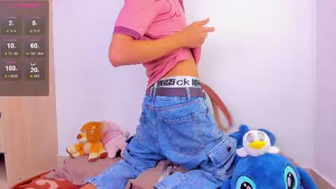 Snapshot of ely_king chatting on 16, 6, 2026 E L Y K I N G online show from 16, 6, 2026