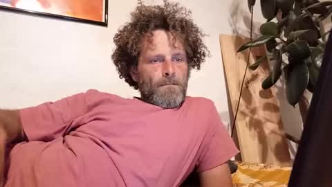 Snapshot of elyjahoye chatting on 19, 4, 2026 elyjahoye online show from 19, 4, 2026