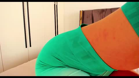 Snapshot of elyzabetth chatting on 1, 12, 2025 Ely online show from 1, 12, 2025