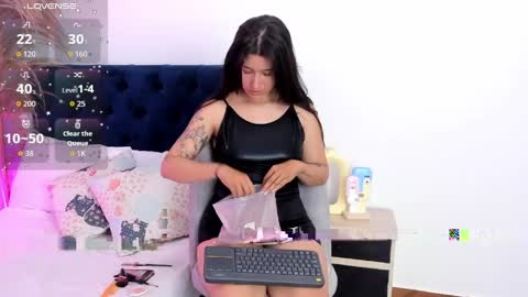 Snapshot of em_aa1 chatting on 6, 4, 2026 A N D R E A online show from 6, 4, 2026