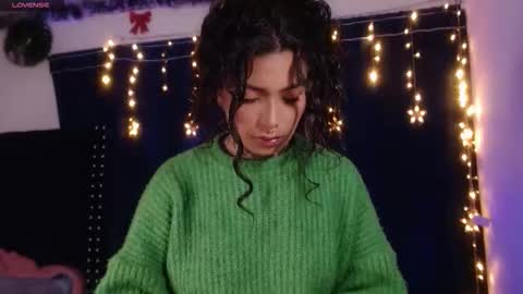 Snapshot of ema_ploxx chatting on 16, 1, 2026 ema_ploxx online show from 16, 1, 2026