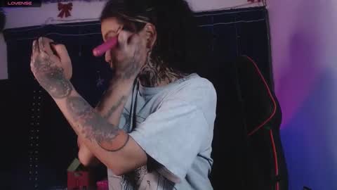 Snapshot of ema_ploxx chatting on 2, 2, 2026 ema_ploxx online show from 2, 2, 2026