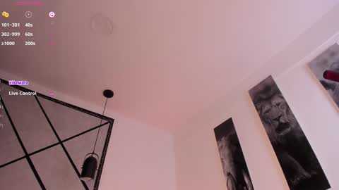 IG imrojita8 online show from 8, 12, 2024