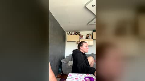 Snapshot of emanuel_berta chatting on 25, 4, 2026 emanuel_berta online show from 25, 4, 2026