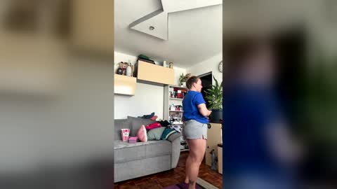 Snapshot of emanuel_berta chatting on 25, 4, 2026 emanuel_berta online show from 25, 4, 2026