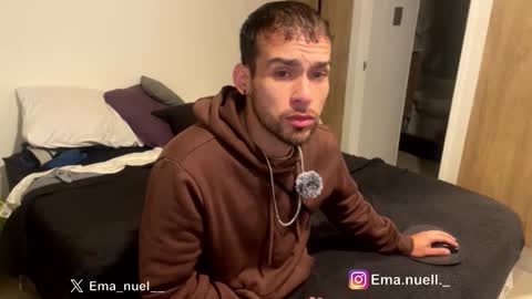 Snapshot of emanuell___ chatting on 13, 4, 2026 emanuell___ online show from 13, 4, 2026