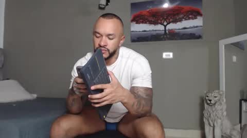 Snapshot of emanuelspencer chatting on 2, 6, 2026 emanuelspencer online show from 2, 6, 2026