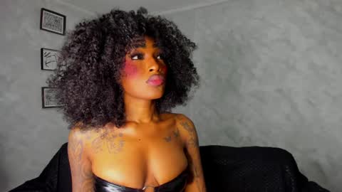 Snapshot of emattaylor chatting on 1, 4, 2026 . online show from 1, 4, 2026