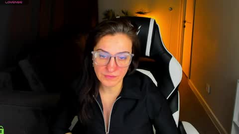 Snapshot of ember_winchester chatting on 17, 4, 2026 Ember online show from 17, 4, 2026