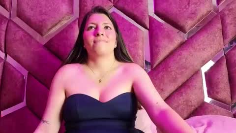 Snapshot of embercooper chatting on 19, 4, 2026 Ember online show from 19, 4, 2026