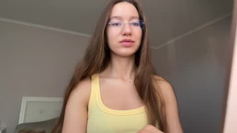 Snapshot of emberfamn chatting on 24, 5, 2026 Alina online show from 24, 5, 2026