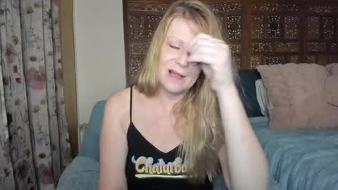 Snapshot of emberpheonixxx chatting on 19, 9, 2025 Ember Pheonixxx online show from 19, 9, 2025