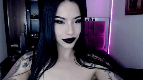 Snapshot of emearld_black chatting on 2, 2, 2026 Emerald Black online show from 2, 2, 2026