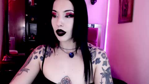 Emerald Black online show from 12, 7, 2026