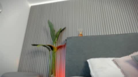 emelie_89 online show from 11, 7, 2026