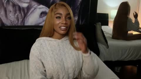 anyelii  online show from 22, 11, 2025