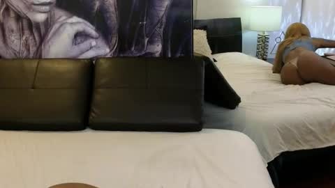 anyelii  online show from 18, 12, 2025