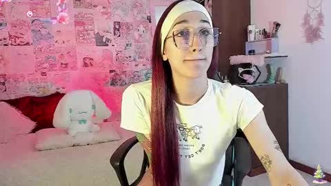 Emely Rous online show from 17, 12, 2025