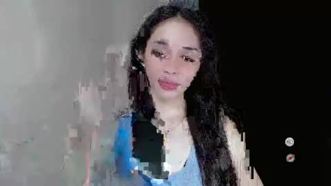 Snapshot of emelyn_fuckdoll chatting on 2, 1, 2025 Scarlett online show from 2, 1, 2025