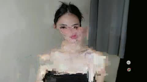 Snapshot of emelyn_fuckdoll chatting on 18, 1, 2025 Scarlett online show from 18, 1, 2025