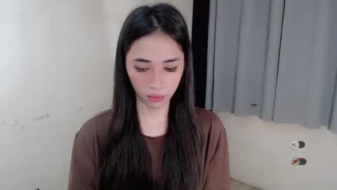 Snapshot of emelyn_fuckdoll chatting on 13, 2, 2025 Scarlett online show from 13, 2, 2025