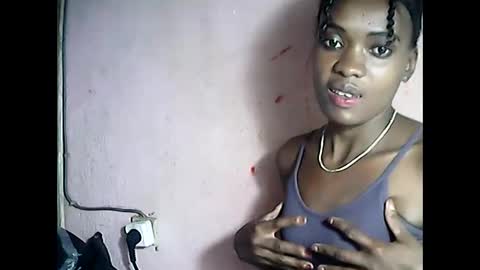 Snapshot of emerence9794 chatting on 26, 3, 2026 Emerence9794 online show from 26, 3, 2026
