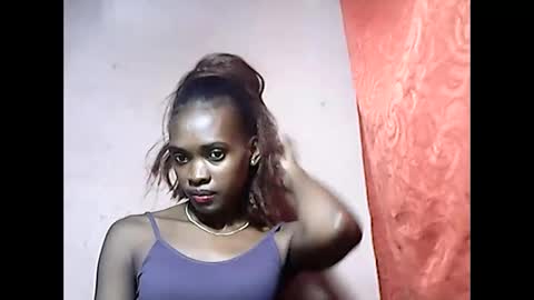 Snapshot of emerence9794 chatting on 6, 4, 2026 Emerence9794 online show from 6, 4, 2026
