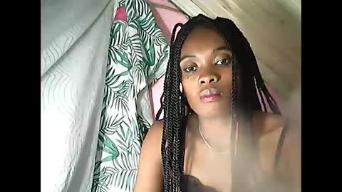 Snapshot of emerence9794 chatting on 8, 4, 2026 Emerence9794 online show from 8, 4, 2026
