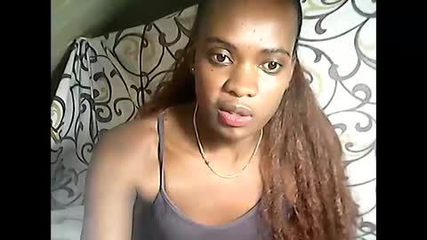 Snapshot of emerence9794 chatting on 10, 4, 2026 Emerence9794 online show from 10, 4, 2026