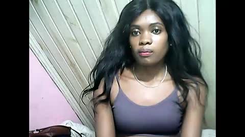 Snapshot of emerence9794 chatting on 16, 4, 2026 Emerence9794 online show from 16, 4, 2026
