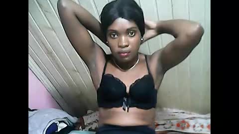 Snapshot of emerence9794 chatting on 19, 4, 2026 Emerence9794 online show from 19, 4, 2026