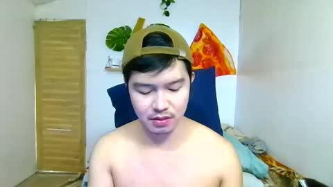 Snapshot of emersontwinks chatting on 18, 2, 2026 emersontwinks online show from 18, 2, 2026