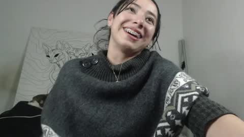 Snapshot of emiantonella_ chatting on 1, 4, 2026 Antonella online show from 1, 4, 2026