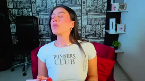 Emilia Gomez online show from 4, 6, 2026