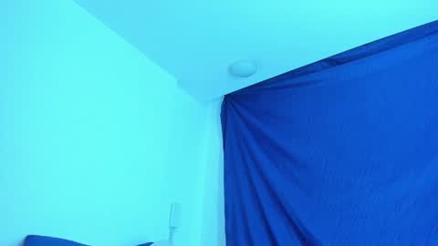 Emi online show from 8, 1, 2025