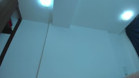 Emi online show from 3, 2, 2025