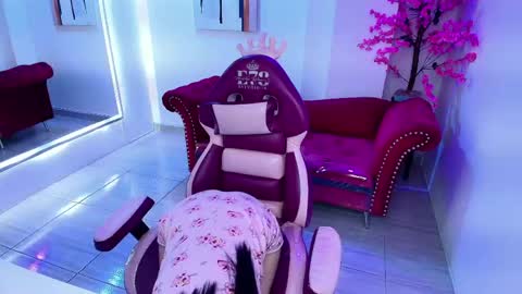 Emiily  online show from 29, 4, 2026