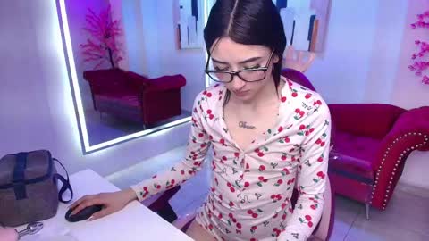 Emiily  online show from 23, 5, 2026