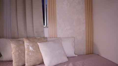    online show from 28, 12, 2024