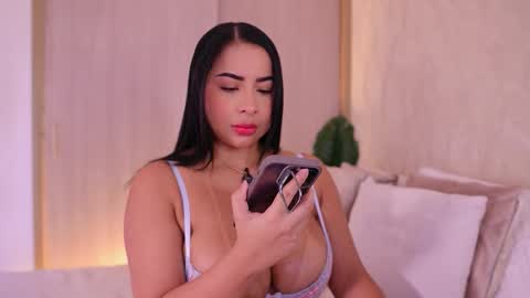    online show from 24, 9, 2025