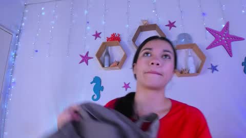 Snapshot of emiily_parkerr chatting on 4, 2, 2026 Emily online show from 4, 2, 2026