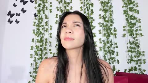 Snapshot of emiily_parkerr chatting on 12, 2, 2026 Emily online show from 12, 2, 2026