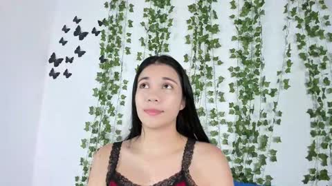 Snapshot of emiily_parkerr chatting on 18, 2, 2026 Emily online show from 18, 2, 2026