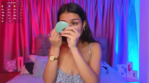 Snapshot of emiiscoot_1 chatting on 13, 3, 2026 Emily online show from 13, 3, 2026