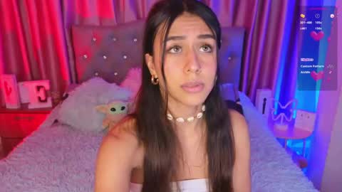 Snapshot of emiiscoot_1 chatting on 15, 4, 2026 Emily online show from 15, 4, 2026