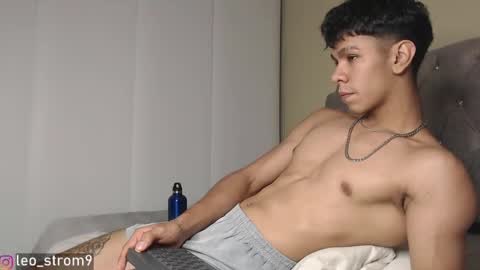 Snapshot of emile_239 chatting on 25, 1, 2025 emile_239 online show from 25, 1, 2025