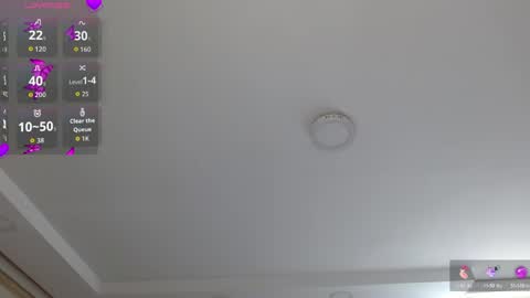 Snapshot of emilee_star chatting on 23, 4, 2026 Emilee online show from 23, 4, 2026