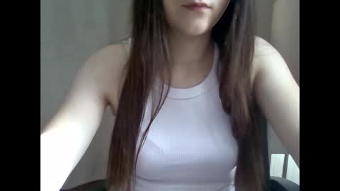 Snapshot of emili0899 chatting on 5, 10, 2025 emili0899 online show from 5, 10, 2025